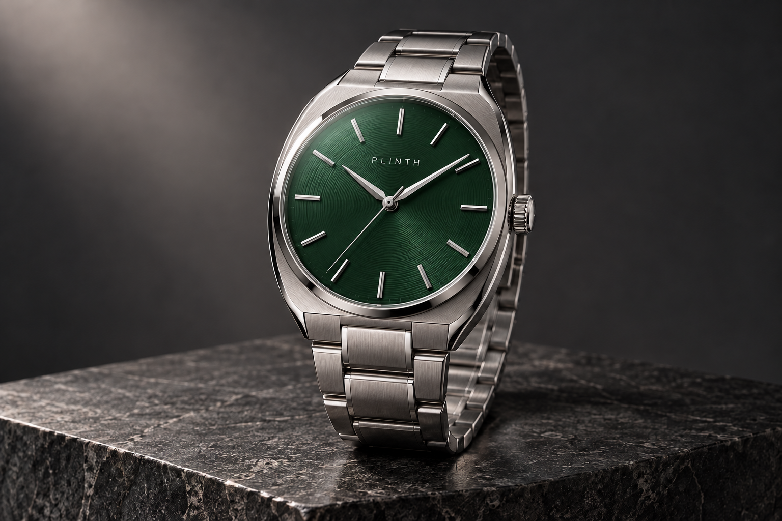 PLINTH 01 Groen